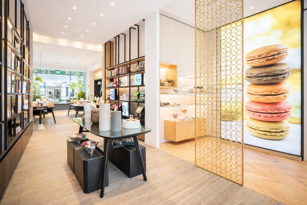 18842C08-AB00-4EF4-8C55-6A3CFB94B575